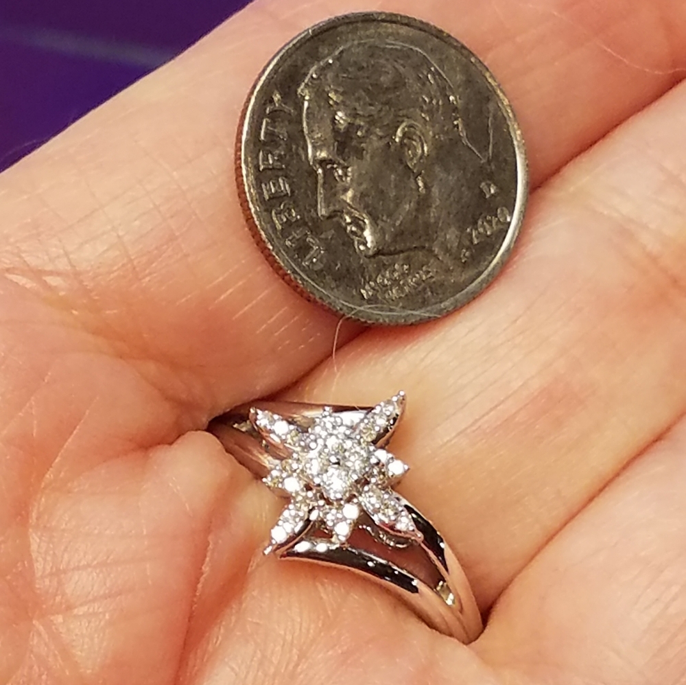 Diamond Cluster Ring - Picture 14 of 16